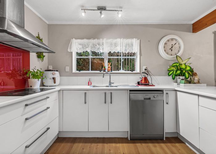  at 52a Rua Road, Glen Eden, Waitakere City, Auckland