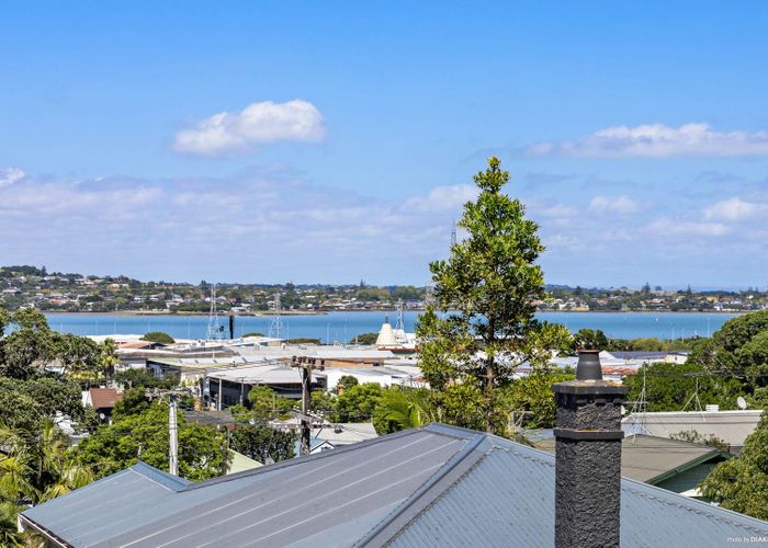  at 96 Arthur Street, Onehunga, Auckland