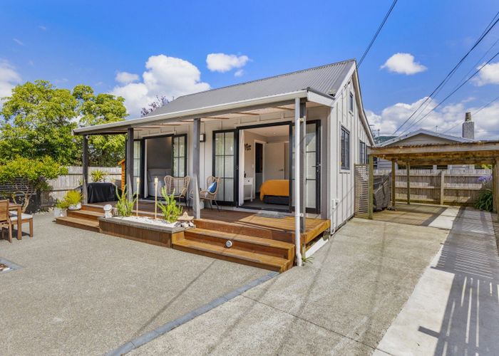  at 12 Heretaunga Square, Silverstream, Upper Hutt