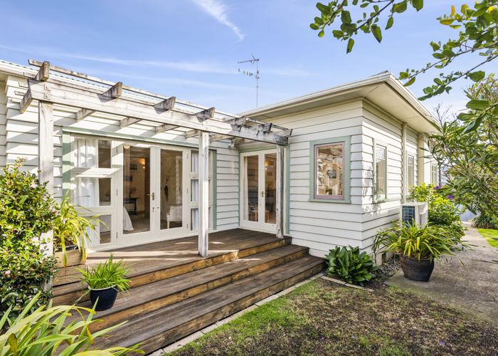  at 43 Golf Road, Paraparaumu Beach, Paraparaumu