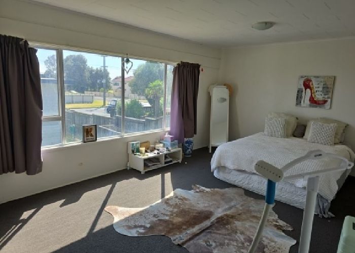  at 1166 Papamoa Beach Road - PAPAMOA, Papamoa Beach, Tauranga, Bay Of Plenty