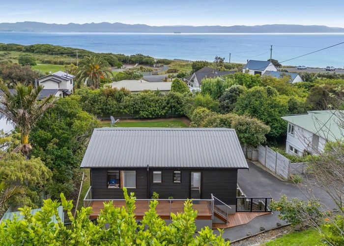  at 33 Athol Street, The Glen, Nelson, Nelson / Tasman