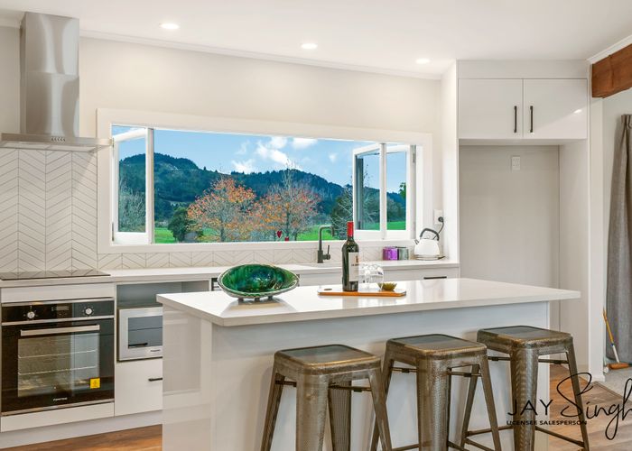  at 218 Clevedon Kawakawa Road, CLEVEDON, PAPAKURA