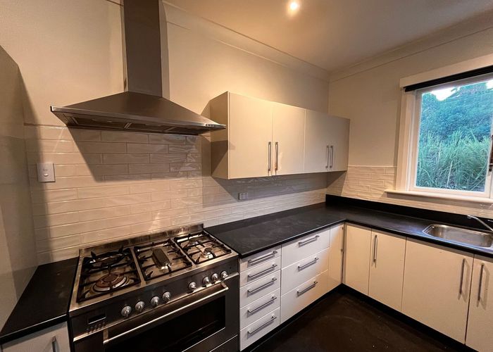  at 27 Seaview Road, Brighton, Dunedin, Otago