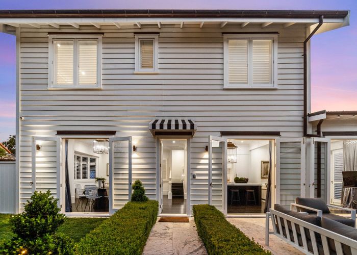  at 8A Burwood Crescent, Remuera, Auckland