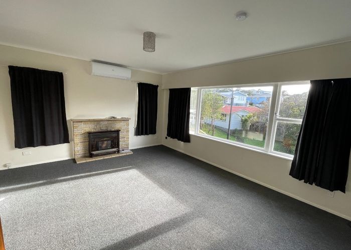 at 9 Bellringer Cr, Newlands, Wellington, Wellington