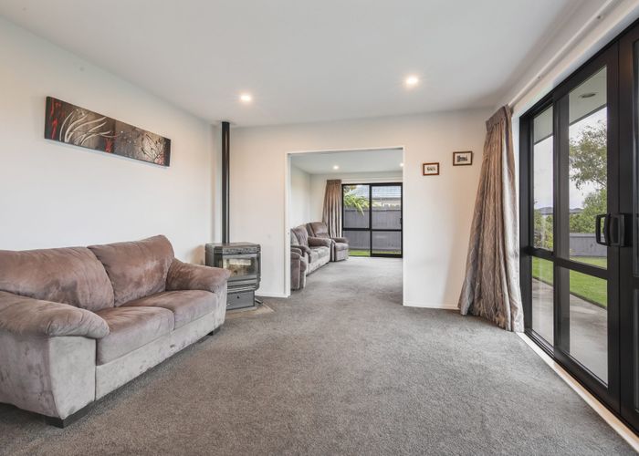  at 16 Sandy Avenue, New Brighton, Christchurch
