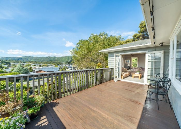  at 121 Wainuiomata Road, Wainuiomata, Lower Hutt, Wellington