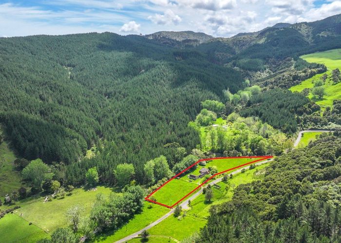  at 301 Neavesville Road, Puriri, Thames