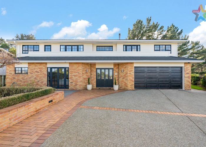  at 44 Arahiwi Grove, Tirohanga, Lower Hutt