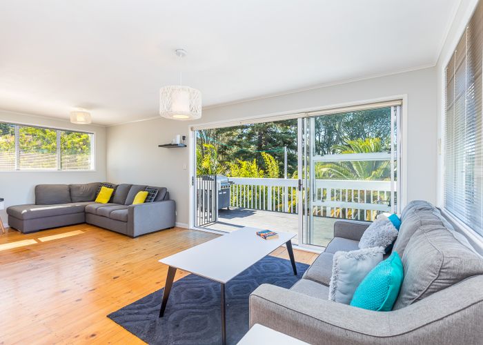  at 79 Glamorgan Drive, Torbay, Auckland