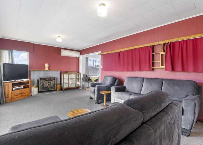  at 14 Fenruss Street, Fairy Springs, Rotorua