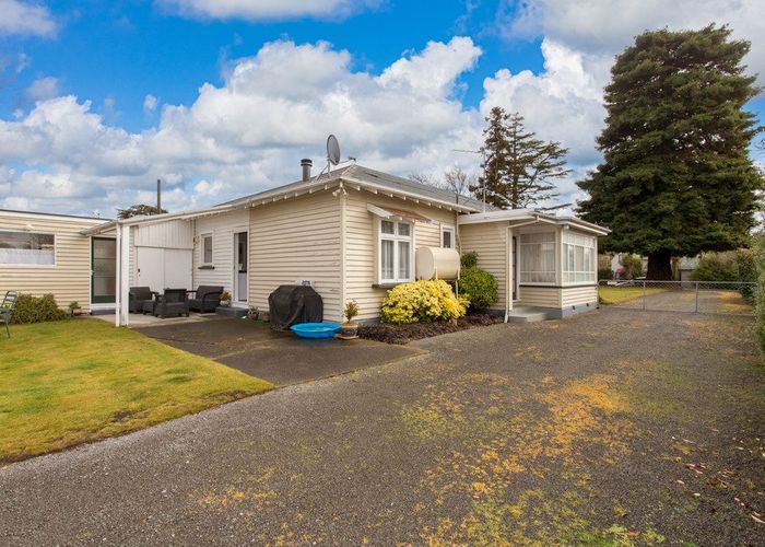  at 8 Blair Avenue, Papanui, Christchurch