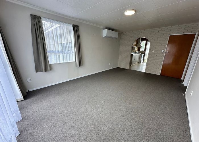  at 2/80 Charles Street, Waltham, Christchurch