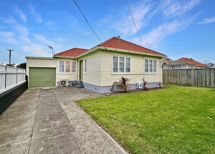  at 33 Swiss Avenue, Gonville, Whanganui, Manawatu / Whanganui