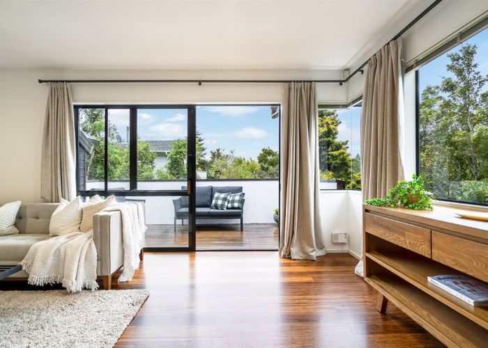  at 3 Berne Place, Birkenhead, Auckland