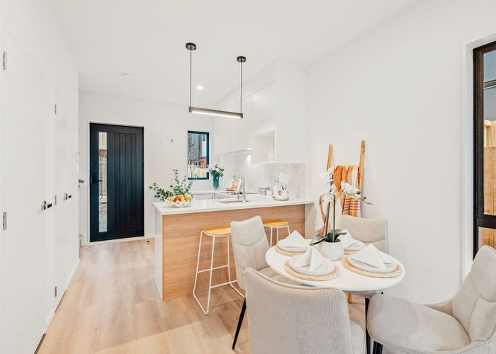  at 2/1F Rosyth Avenue, Bayswater, North Shore City, Auckland