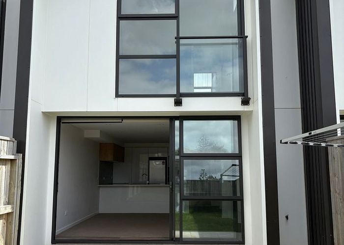  at 21 Tireti Road, Titahi Bay, Porirua