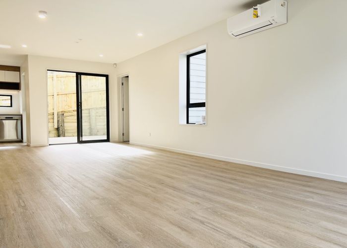  at 37C Rosedale Road, Pinehill, North Shore City, Auckland