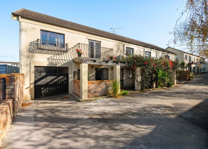  at 4/84 Alpha Street, Cambridge, Waipa, Waikato