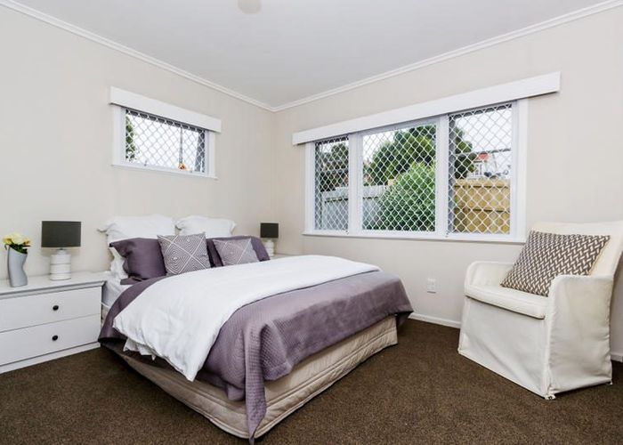  at 140 White Swan Road, Mount Roskill, Auckland City, Auckland