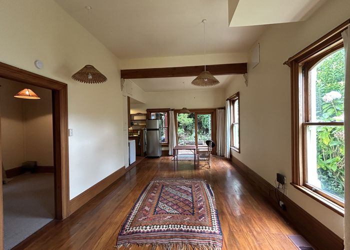  at 90 Glenmore Street, Northland, Wellington