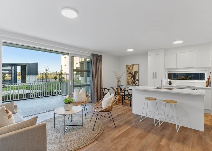  at 4/249 Hobsonville Point Road, Hobsonville, Waitakere City, Auckland