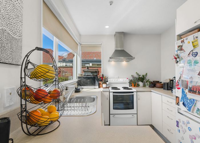  at 4/2 Broadbent Street, Riccarton, Christchurch