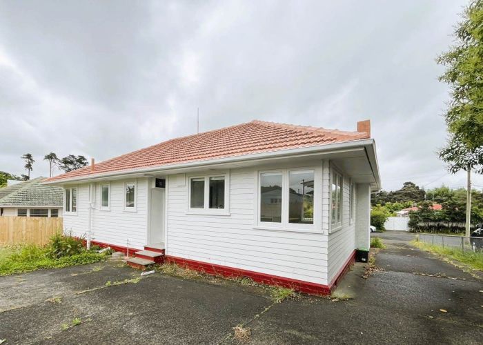  at 28 Wilsher Crescent, Henderson, Waitakere City, Auckland