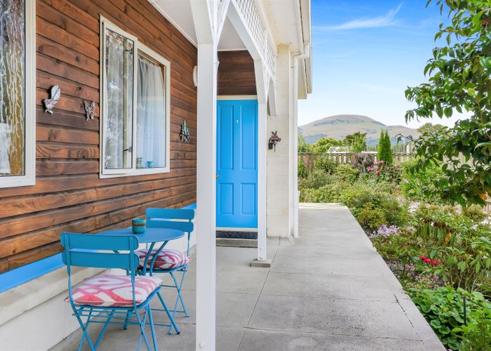  at 6 Martin Close, Karitane
