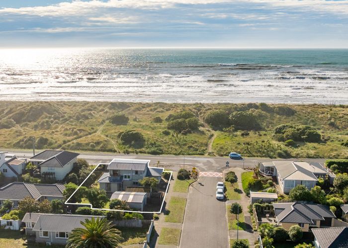  at 2 Jellicoe Street, South New Brighton, Christchurch City, Canterbury