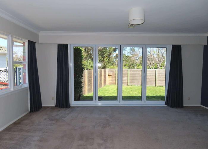  at 220 Beach Road, North New Brighton, Christchurch City, Canterbury