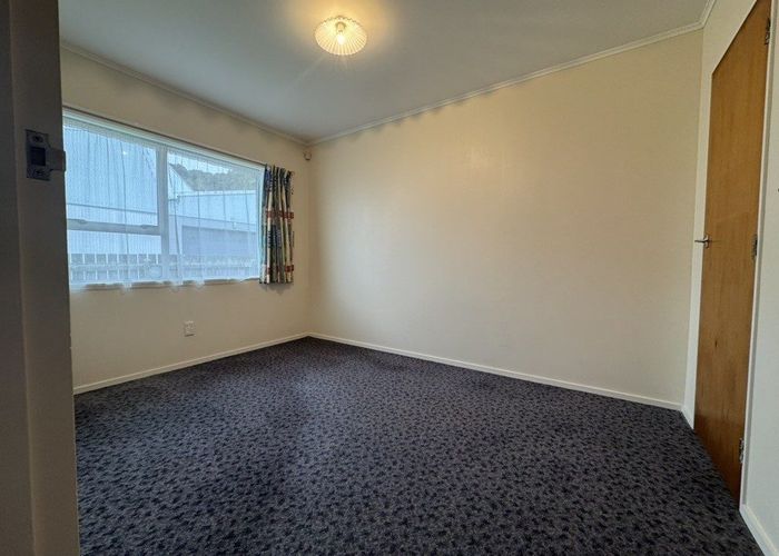  at 2/12 Fraser Street, Wainuiomata, Lower Hutt, Wellington