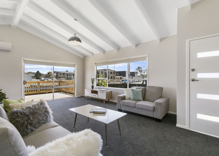  at 182 Wordsworth Road, Manurewa, Auckland