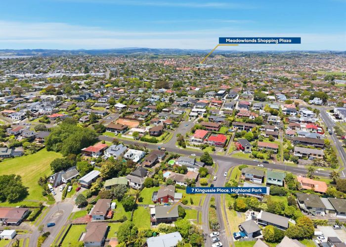 at 7 Kingussie Place, Highland Park, Manukau City, Auckland