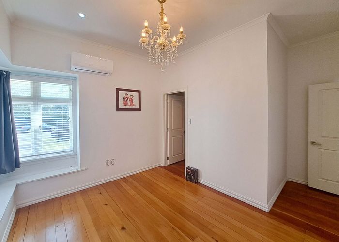  at 21 Mark Road, Mount Albert, Auckland
