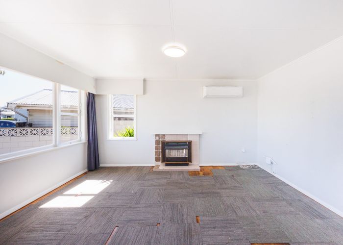  at 3 Ellesmere Crescent, Highbury, Palmerston North