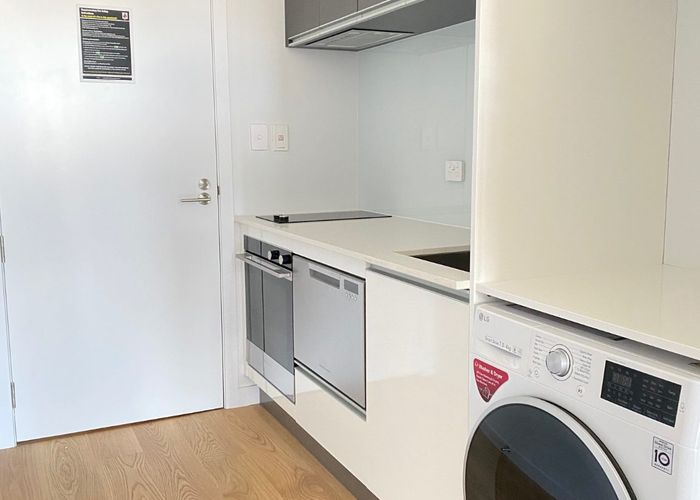  at 407/74 Anzac Street, Takapuna, North Shore City, Auckland