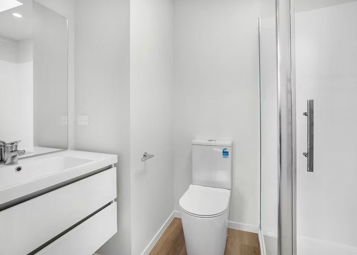  at 8/7 Johnston Grove, Taita, Lower Hutt, Wellington