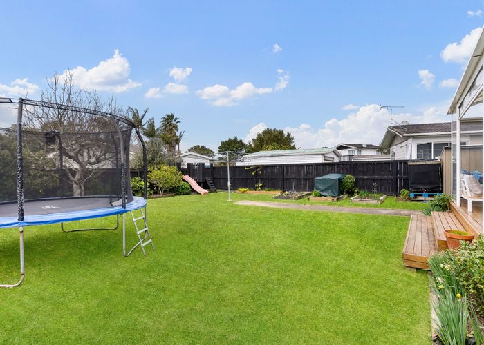  at 34 Allington Road, Massey, Waitakere City, Auckland