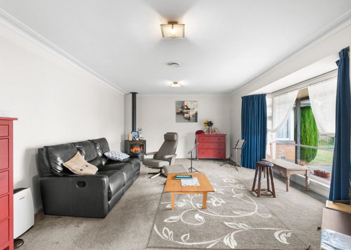  at 8 Kirkdale Place, Avonhead, Christchurch
