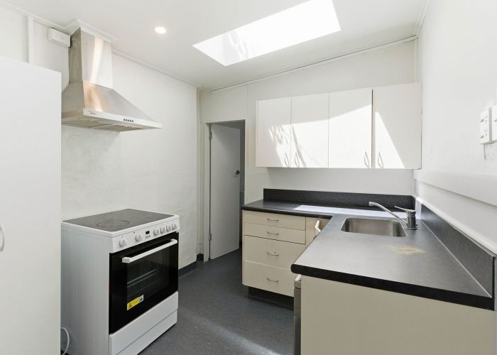  at 587  Castle Street, North Dunedin, Dunedin, Otago