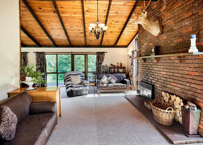  at 850A Paekakariki Hill Road, Pauatahanui, Porirua, Wellington