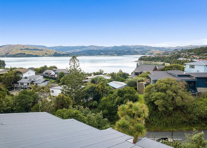  at 34 Oak Avenue, Paremata, Porirua