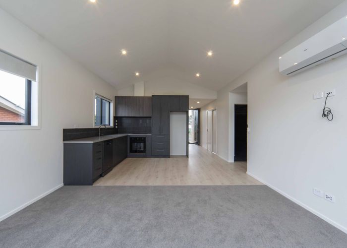  at 2/4 Bremworth Avenue, Dinsdale, Hamilton, Waikato