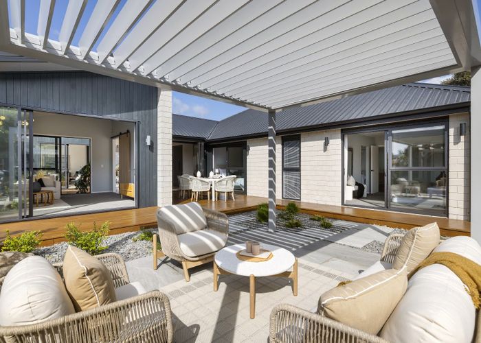  at 102 Moffat Road, Bethlehem, Tauranga