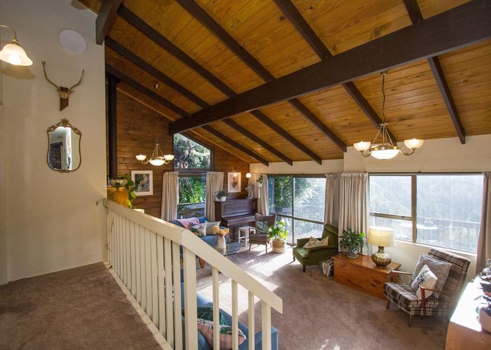  at 9 Bushland Grove, Paparangi, Wellington
