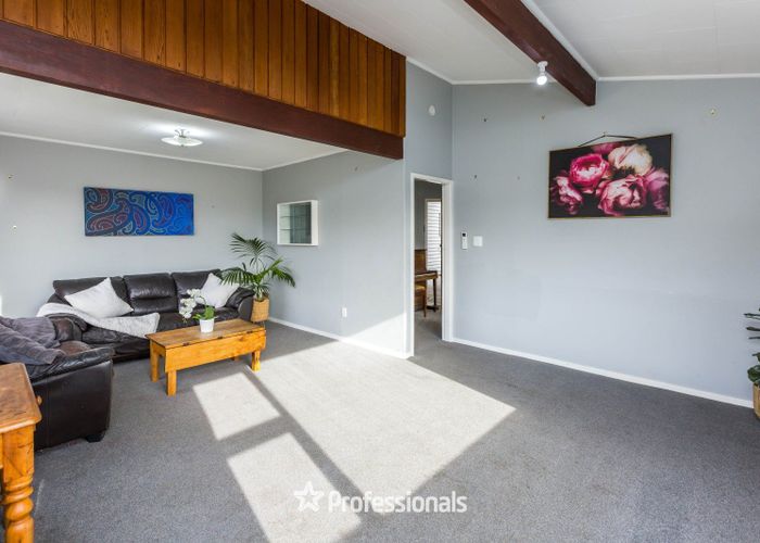  at 15 Holborn Drive, Stokes Valley, Lower Hutt, Wellington