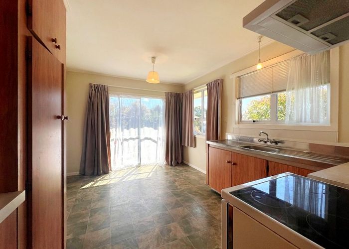  at 2 Garthwood Road, Hillcrest, Hamilton