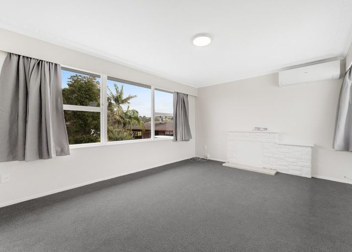  at 194 Don Buck Road, Massey, Waitakere City, Auckland